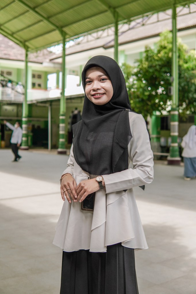 Ika Widyawati, S.Pd.